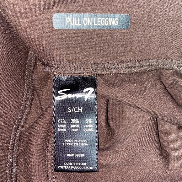 Seven7 Women’s Pull On Leggings (486) - Picture 5 of 6